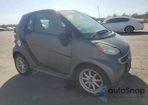 2016 Smart Fortwo из США, поврежденный, VIN WMEEJ9AA7GK845619